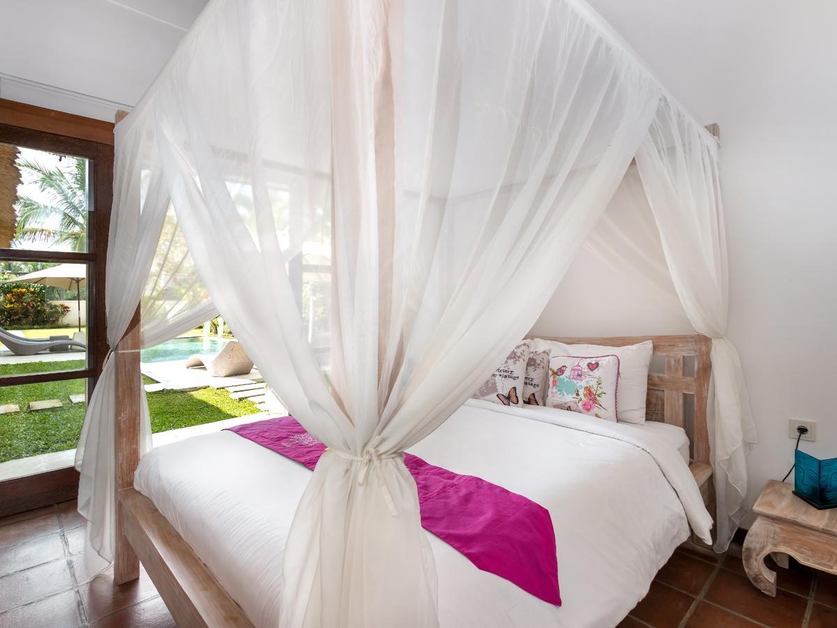 Villa Candi Kecil Tujuh By Villa Finder ウブド エクステリア 写真