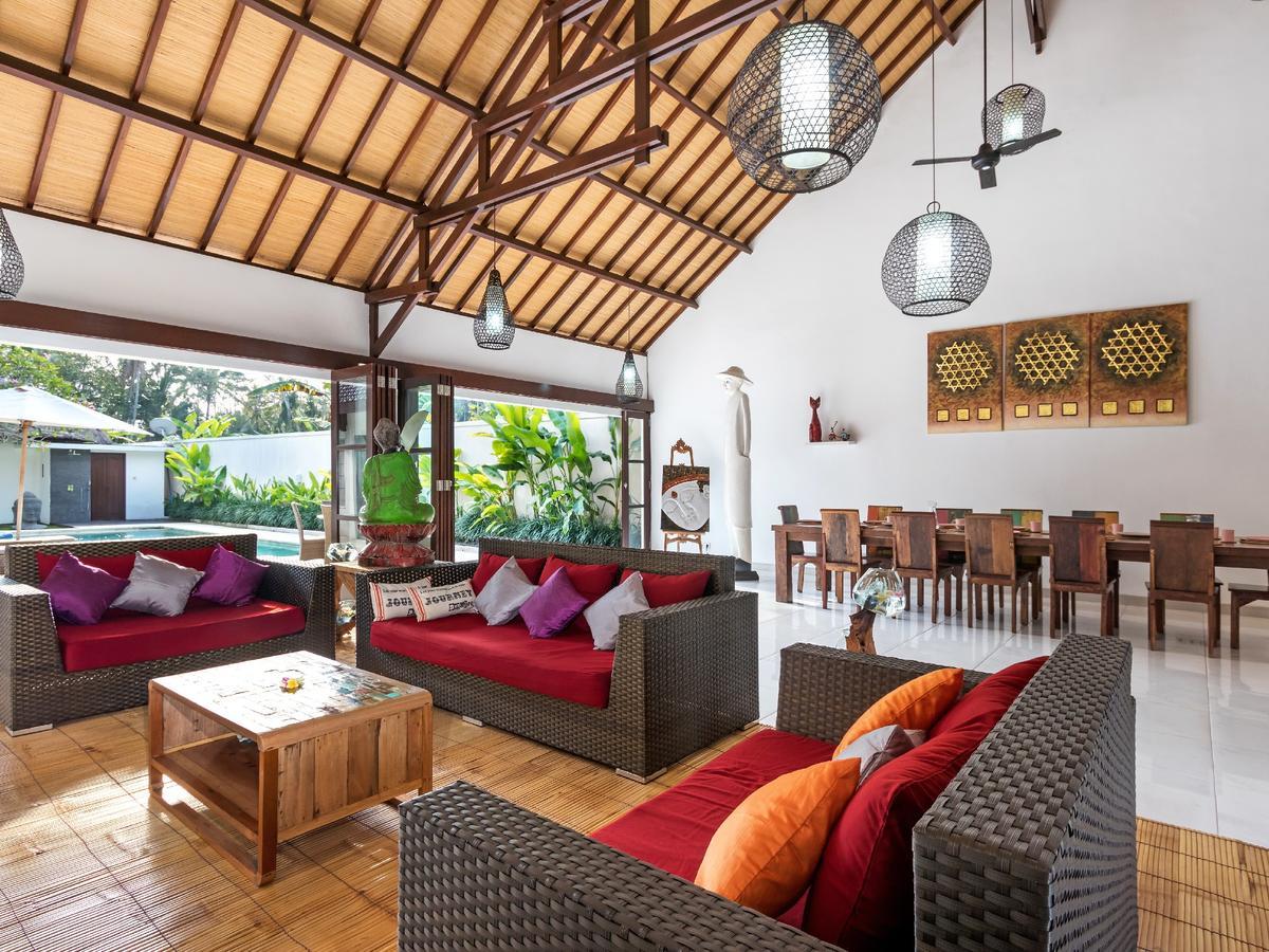 Villa Candi Kecil Tujuh By Villa Finder ウブド エクステリア 写真