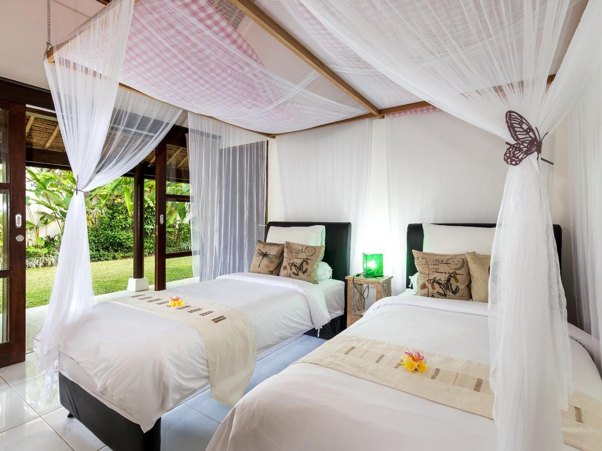 Villa Candi Kecil Tujuh By Villa Finder ウブド エクステリア 写真